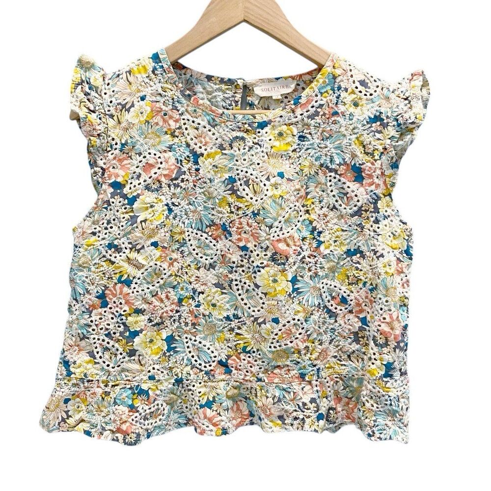 Solitaire Paisley Floral Eyelet Top Shirt Ruffle Sleeve Hem Women's Medium
